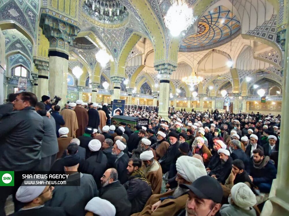 مراسم تشییع و تدفین پیکر آیت الله روحانی برگزار شد+ تصاویر مراسم تشییع و تدفین پیکر آیت الله روحانی برگزار شد+ تصاویر