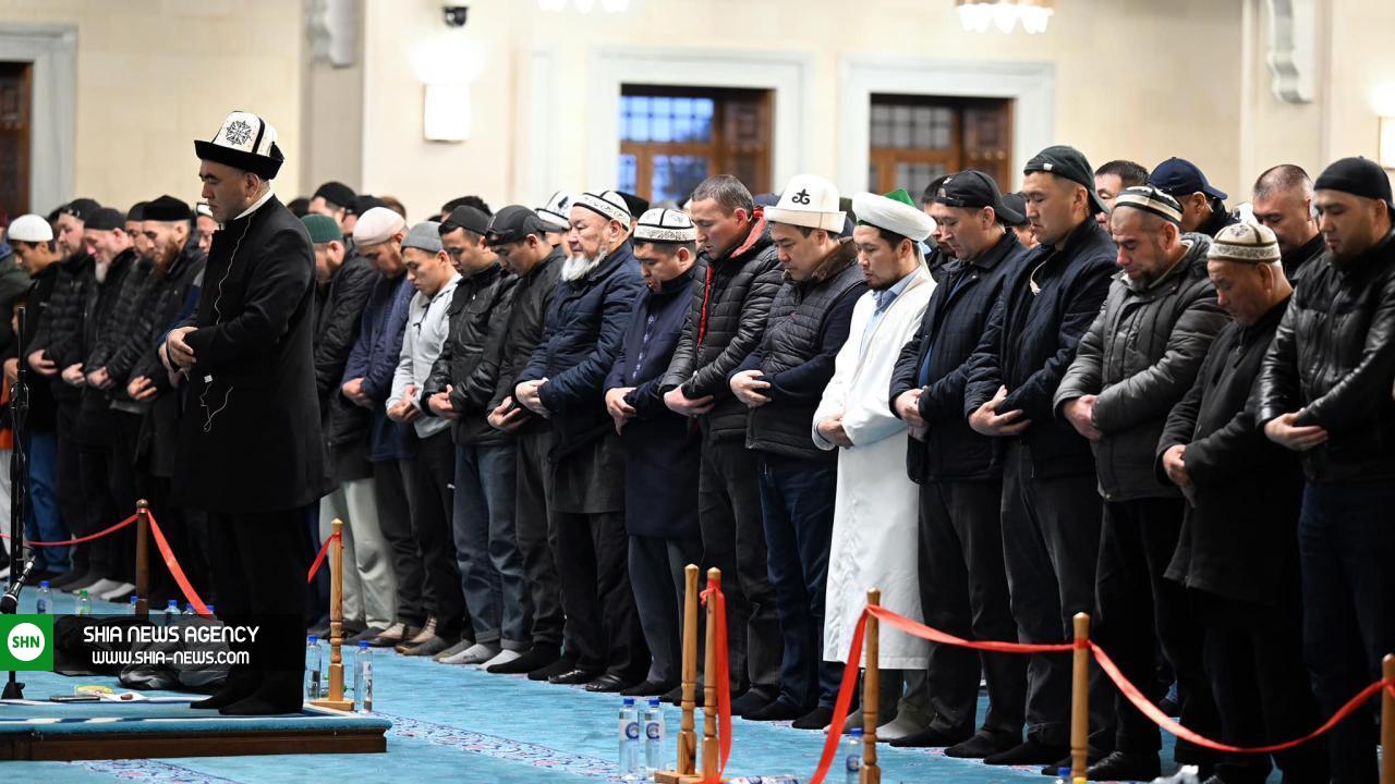 رئیس جمهور قرقیزستان افطاری داد + تصاویر رئیس جمهور قرقیزستان افطاری داد + تصاویر