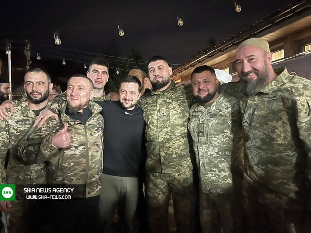 افطار رئیس‌جمهوری اوکراین با سربازان مسلمان ارتش + تصاویر