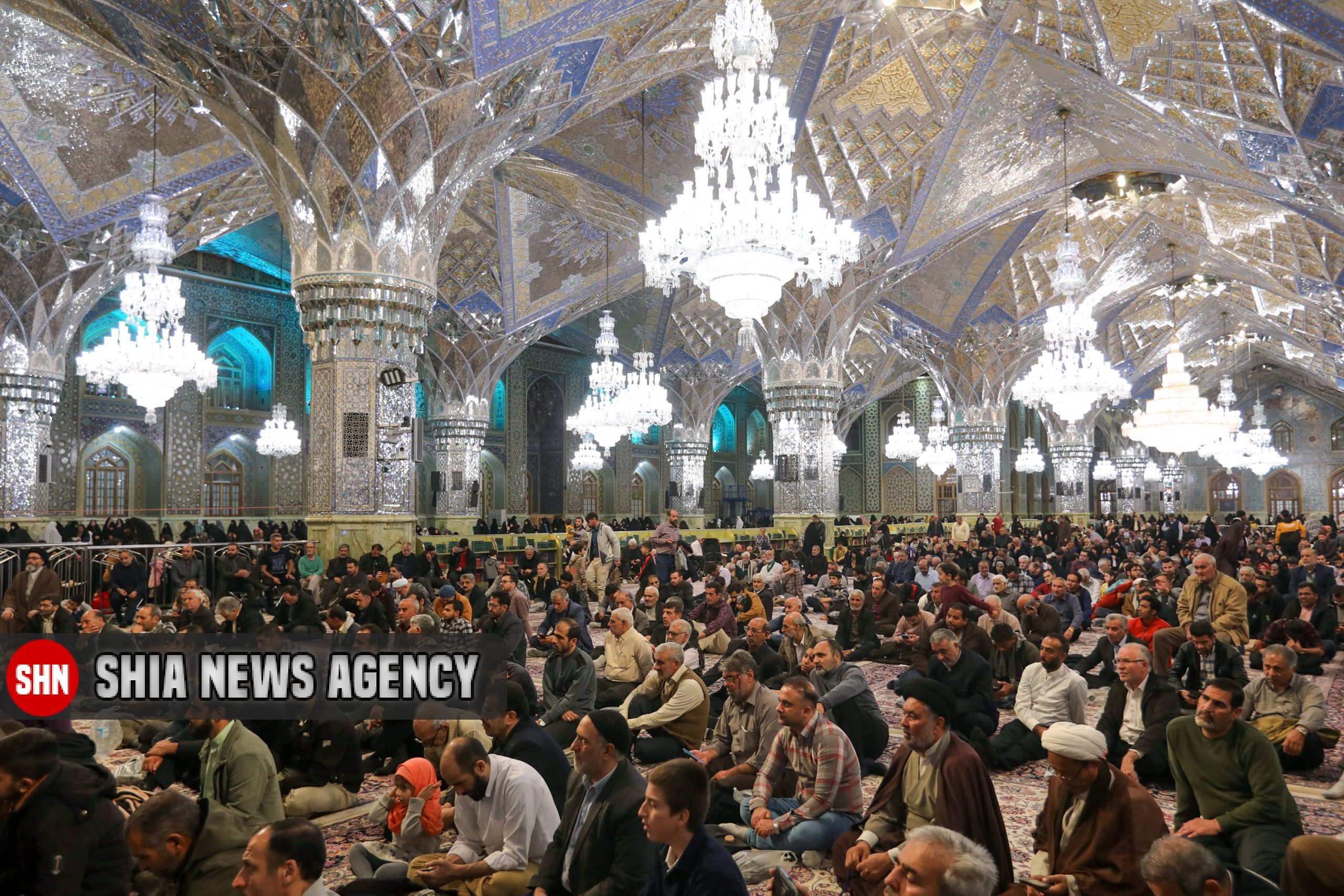 تصاویر/ جشن میلاد امام حسین(ع) در حرم امام رضا(ع) تصاویر/ جشن میلاد امام حسین(ع) در حرم امام رضا(ع)