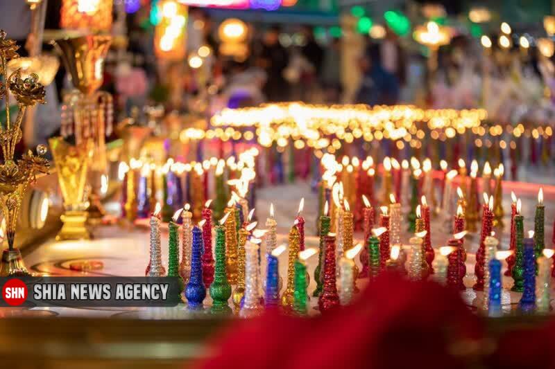 روشن کردن ۱۱۹۰ شمع در بین‌الحرمین به مناسبت ولادت امام مهدی(عج)+تصاویر