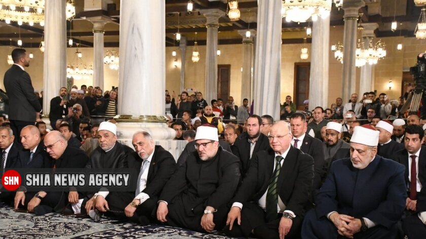 جشن شب نیمه شعبان را در مسجد الحسین(ع) مصر+ تصاویر