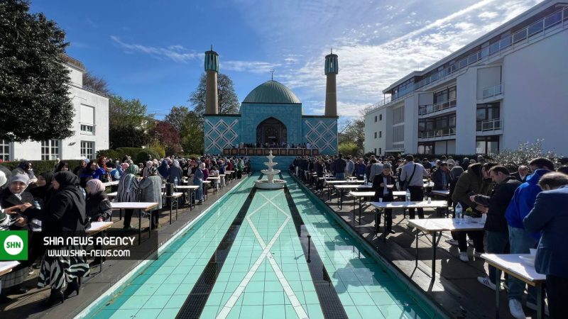 تصاویر/ اقامه نماز عید سعید فطر در مرکز اسلامی هامبورگ
