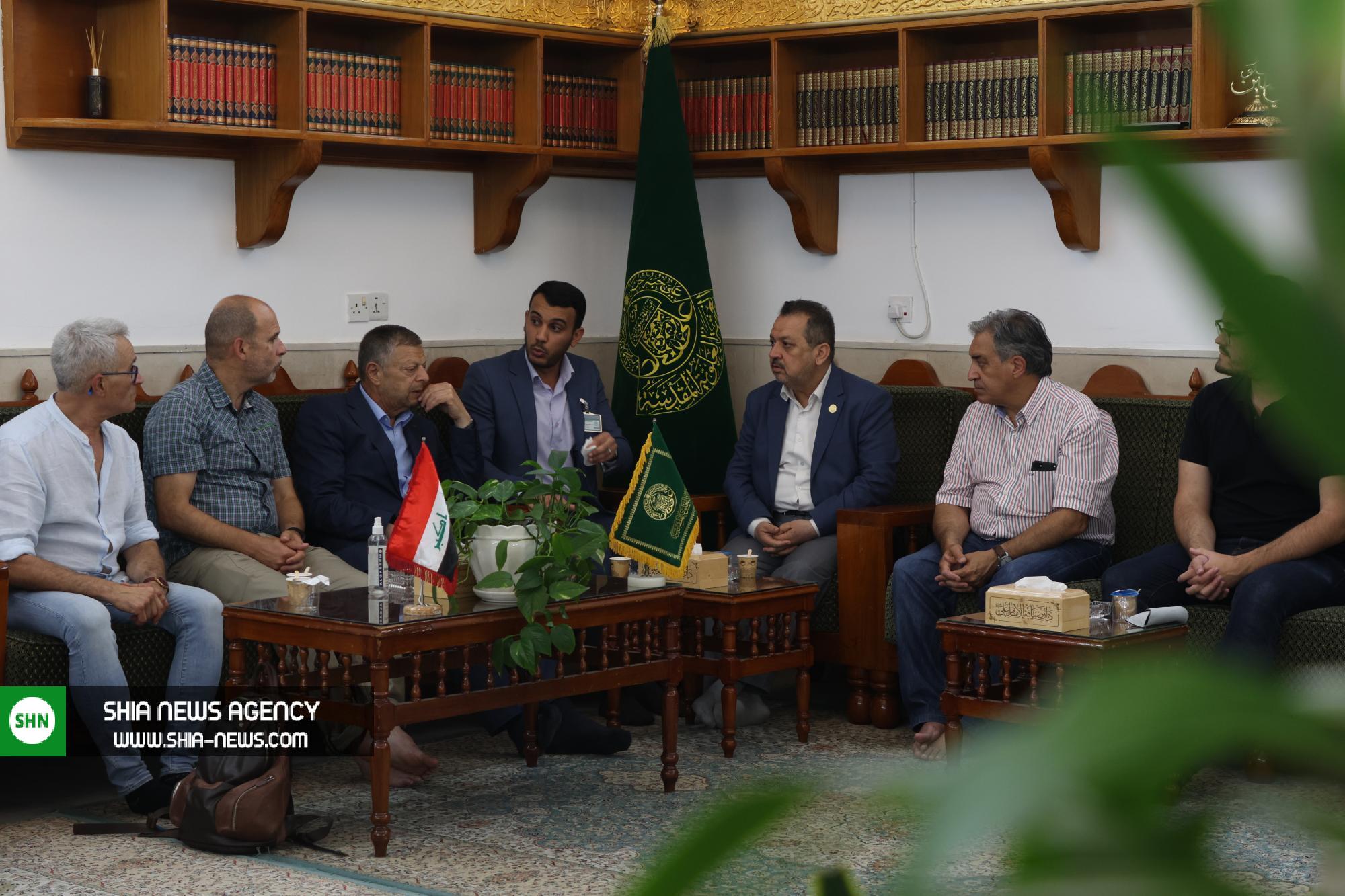 تشرف یک هیئت اسپانیایی به عتبات مقدس+ تصاویر تشرف یک هیئت اسپانیایی به عتبات مقدس+ تصاویر