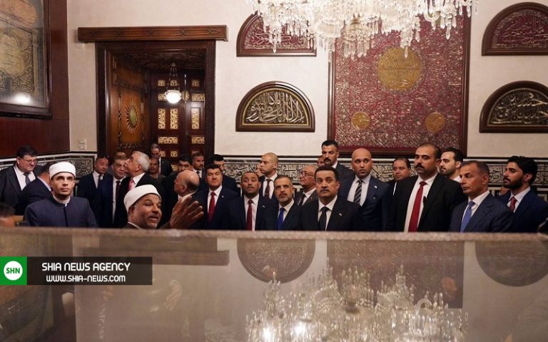 بازدید نخست‌وزیر عراق از مسجد امام حسین (ع) قاهره+ تصاویر