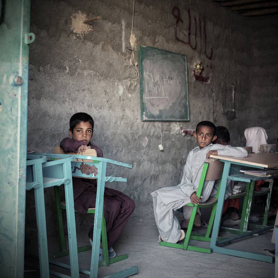 تصویری قابلتامل از یک کلاس درس در سیستان و بلوچستان تصویری قابلتامل از یک کلاس درس در سیستان و بلوچستان