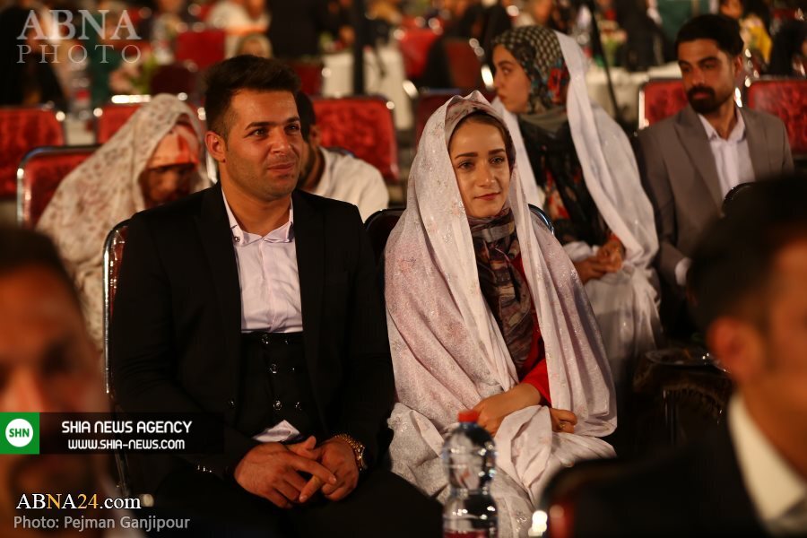 تصاویر/ جشن ازدواج «پیوند آسمانی» در اصفهان تصاویر/ جشن ازدواج «پیوند آسمانی» در اصفهان