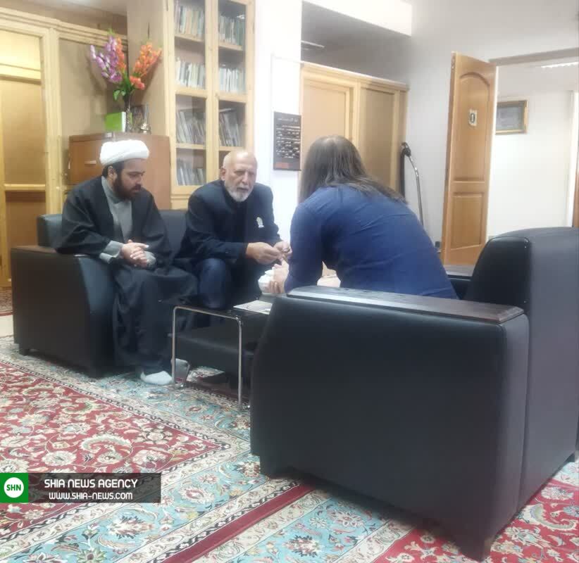 تشرف دو ایتالیایی به دین اسلام در حرم امام رضا (ع)