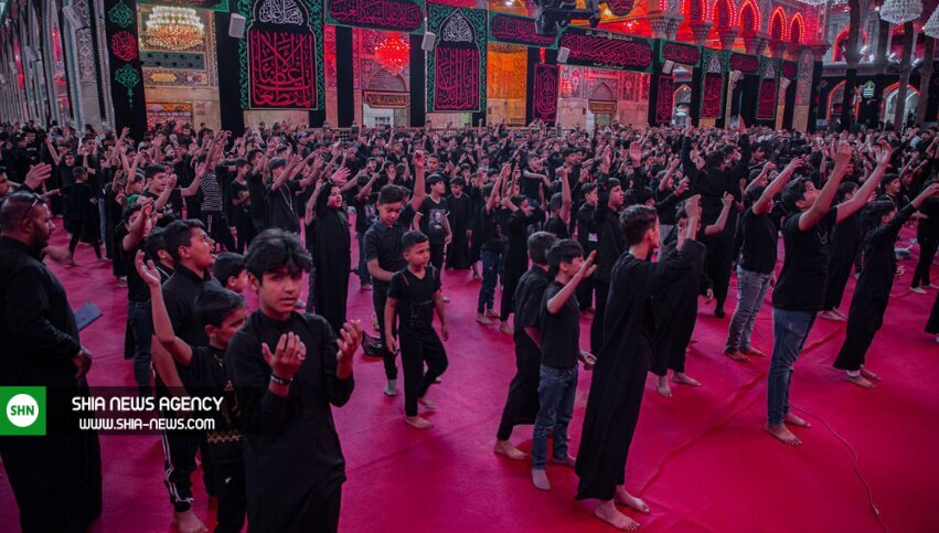 دریافت تصاویرتصاویر/ کودکان عزادار در حرم امام حسین (ع) دریافت تصاویرتصاویر/ کودکان عزادار در حرم امام حسین (ع)