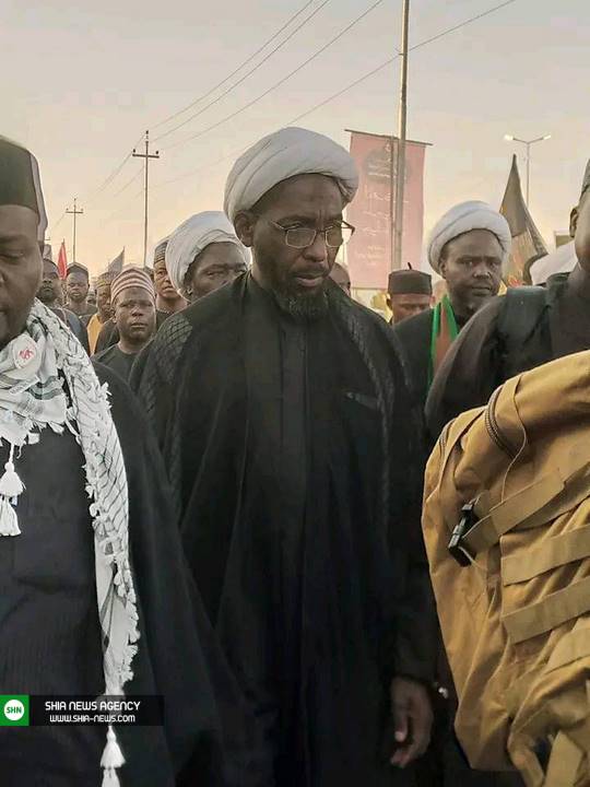 تصاویر/ پیاده روی شیعیان نیجریه در جاده نجف-کربلا
