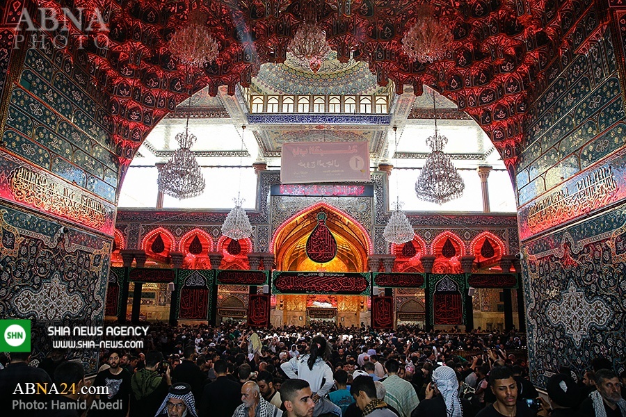 تصاویر/ قرائت زیارت اربعین در کربلا تصاویر/ قرائت زیارت اربعین در کربلا