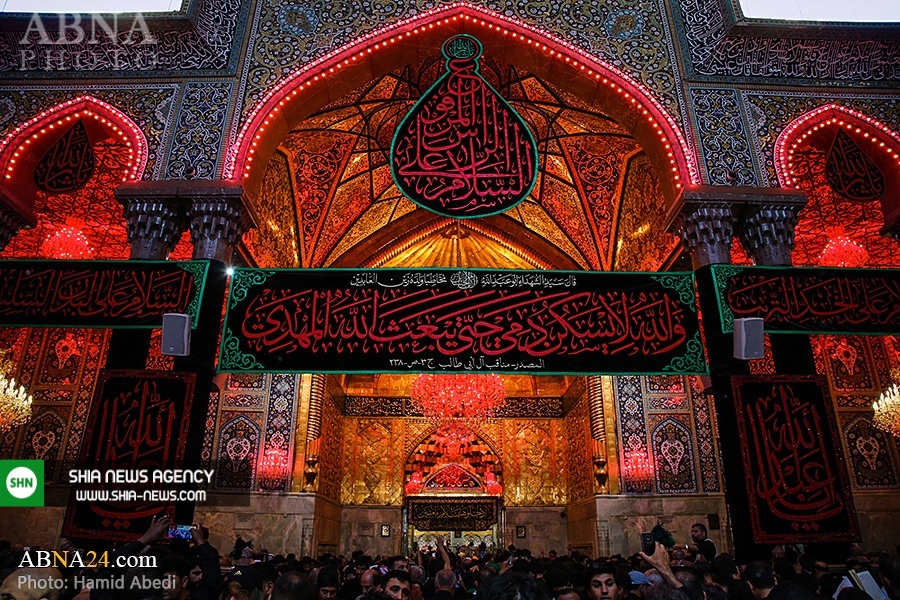 تصاویر/ قرائت زیارت اربعین در کربلا تصاویر/ قرائت زیارت اربعین در کربلا