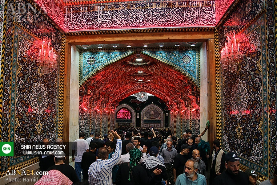 تصاویر/ قرائت زیارت اربعین در کربلا تصاویر/ قرائت زیارت اربعین در کربلا