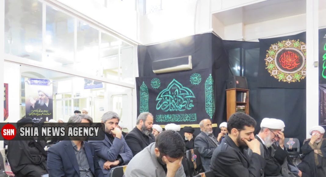 مراسم عزاداری ایام فاطمیه در دفتر آیتالله فاضل لنکرانی مراسم عزاداری ایام فاطمیه در دفتر آیتالله فاضل لنکرانی