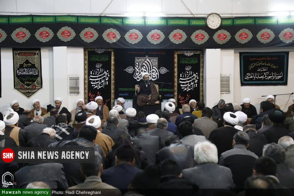تصاویر | مراسم عزاداری فاطمیه در دفتر آیت الله سبحانی تصاویر | مراسم عزاداری فاطمیه در دفتر آیت الله سبحانی