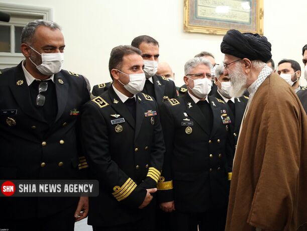 دیدار جمعی از فرماندهان نیروی دریایی ارتش با رهبر انقلاب دیدار جمعی از فرماندهان نیروی دریایی ارتش با رهبر انقلاب