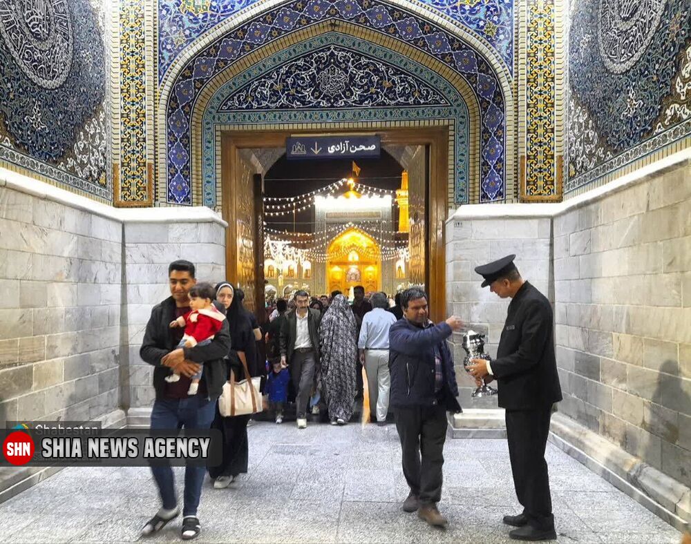 حال و هوای حرم امام رضا (ع) در آستانه تحویل سال حال و هوای حرم امام رضا (ع) در آستانه تحویل سال