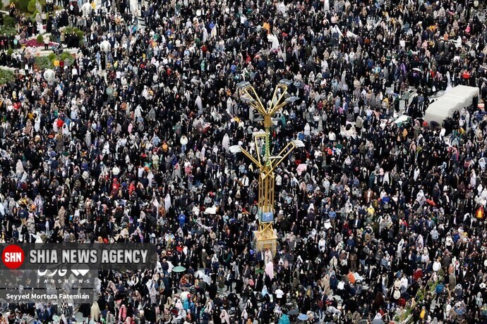 حال و هوای حرم امام رضا (ع) در آستانه تحویل سال حال و هوای حرم امام رضا (ع) در آستانه تحویل سال