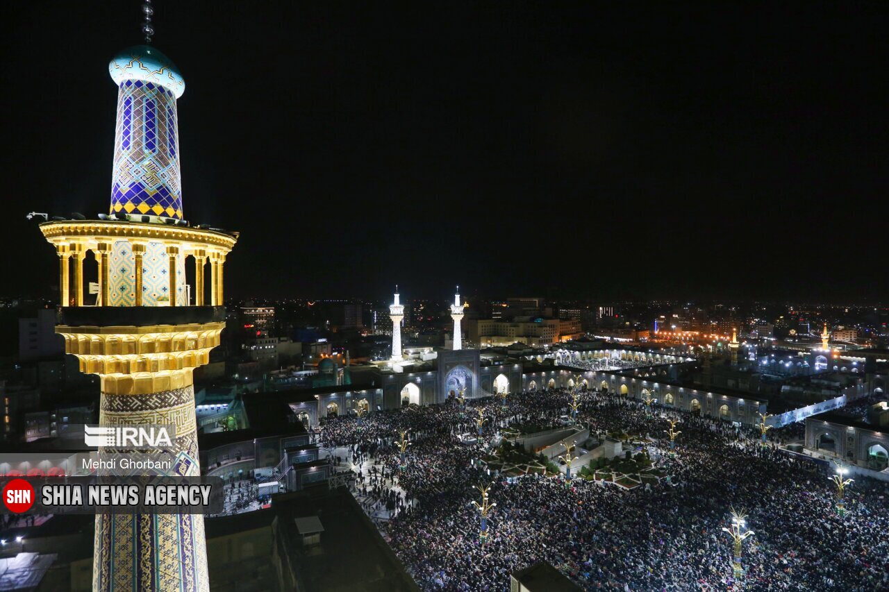 تصاویر | مراسم شب قدر در حرم مطهر امام رضا(ع) تصاویر | مراسم شب قدر در حرم مطهر امام رضا(ع)