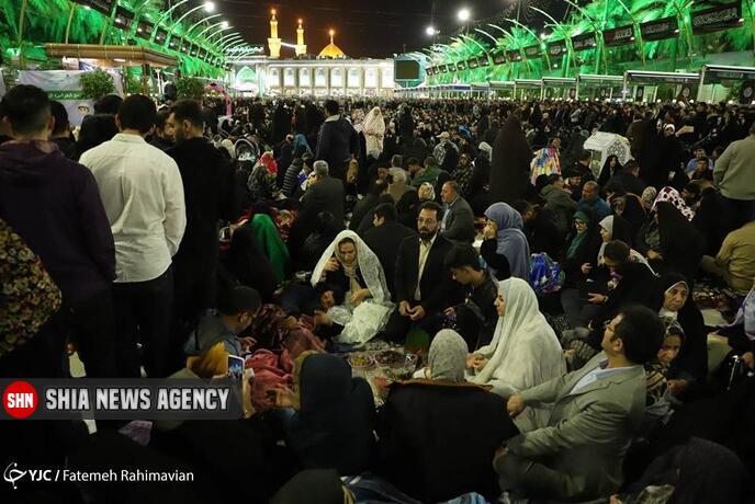 تصاویر | لحظه تحویل سال نو ۱۴۰۳ در بین الحرمین تصاویر | لحظه تحویل سال نو ۱۴۰۳ در بین الحرمین