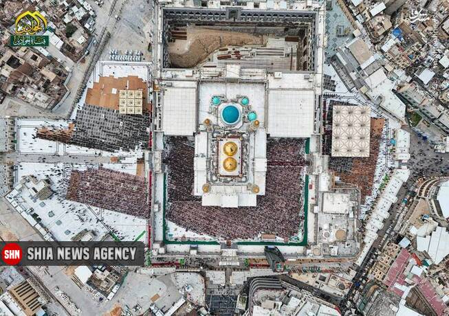 تصاویری از اقامه نماز عید فطر در حرمین کاظمین بغداد تصاویری از اقامه نماز عید فطر در حرمین کاظمین بغداد