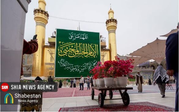 تصاویر| گل آرایی آستان مطهر علوی به مناسبت میلاد کریم اهل بیت(ع) تصاویر| گل آرایی آستان مطهر علوی به مناسبت میلاد کریم اهل بیت(ع)