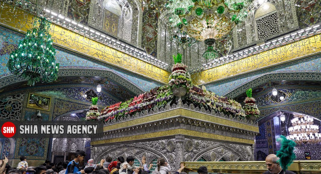 تصاویر/ حرم مطهر امام رضا (ع) در ایام میلاد امام حسن مجتبی (ع) تصاویر/ حرم مطهر امام رضا (ع) در ایام میلاد امام حسن مجتبی (ع)
