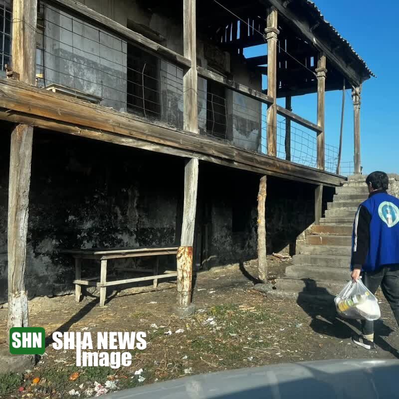تصاویر | کمک شیعیان گرجستان به خانوادههای نیازمند تصاویر | کمک شیعیان گرجستان به خانوادههای نیازمند