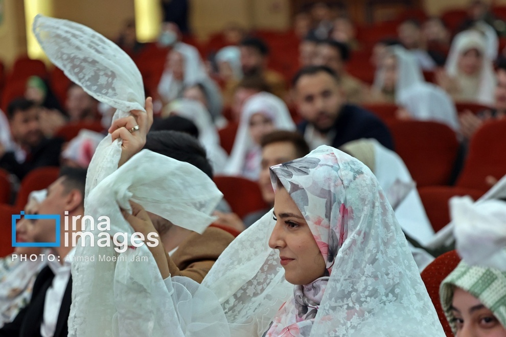 مراسم ازدواج ۱۵۰ زوج نیروی زمینی ارتش مراسم ازدواج ۱۵۰ زوج نیروی زمینی ارتش