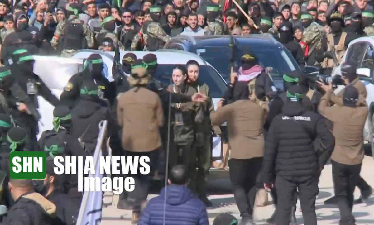 تصاویر الجزیره از آزادی چهار نظامی زن اسرائیل تصاویر الجزیره از آزادی چهار نظامی زن اسرائیل