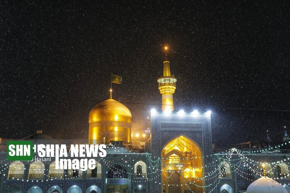 تصاویر | شب برفی حرم امام رضا(ع)