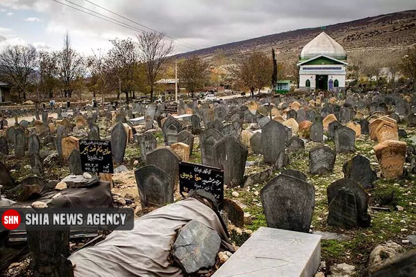 اولین قبرستان مسلمانان در ایران   تصویر