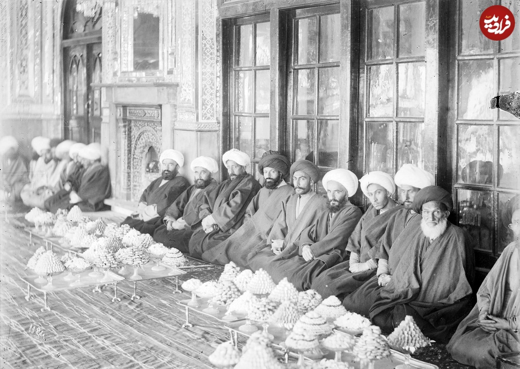 عکسهایی از حضور روحانیون در جشن عروسی دختر ناصرالدینشاه عکسهایی از حضور روحانیون در جشن عروسی دختر ناصرالدینشاه