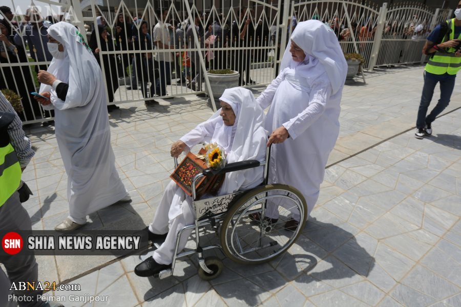 تصاویر | بازگشت نخستين گروه از حجاج به اصفهان تصاویر | بازگشت نخستين گروه از حجاج به اصفهان