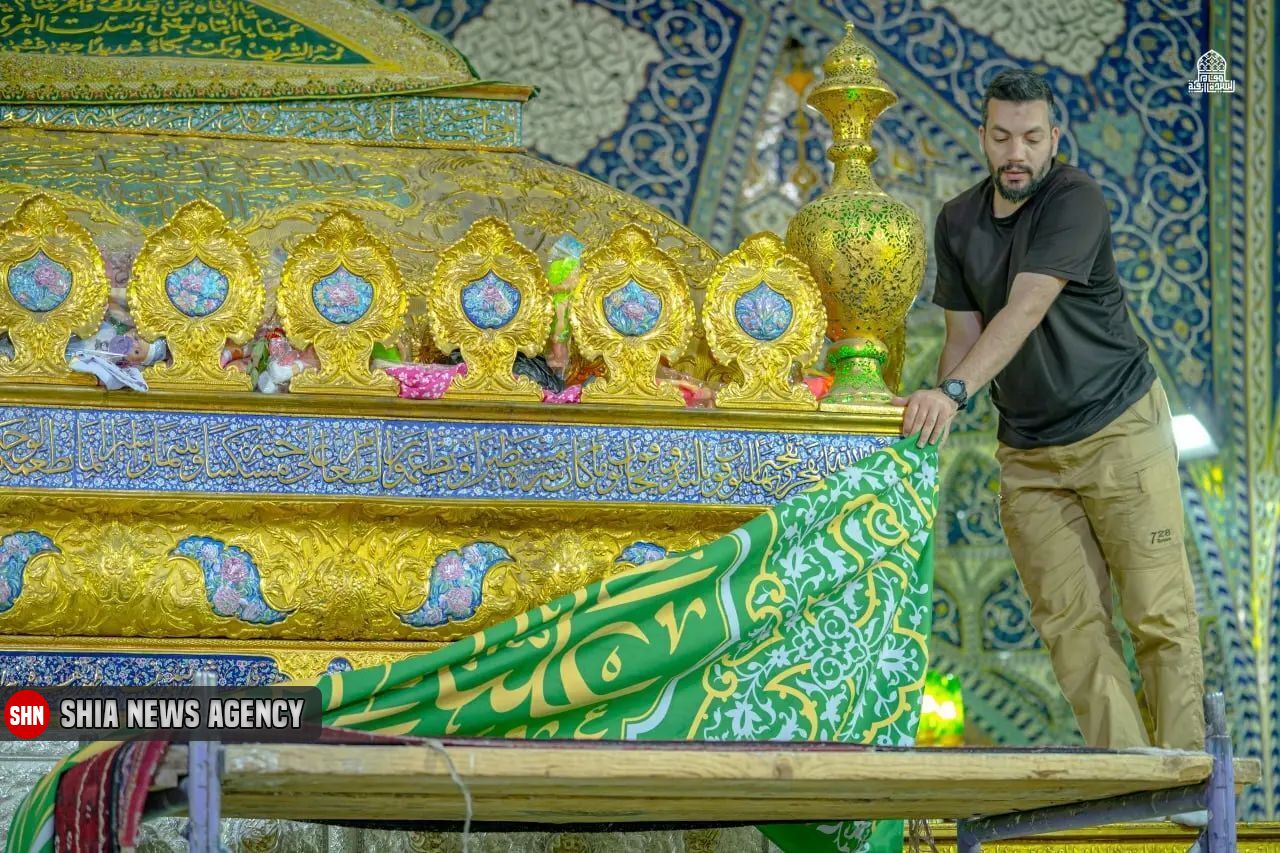 تصاویر | تزئین حرم حضرت رقیه(س) در آستانه عید سعید غدیر تصاویر | تزئین حرم حضرت رقیه(س) در آستانه عید سعید غدیر