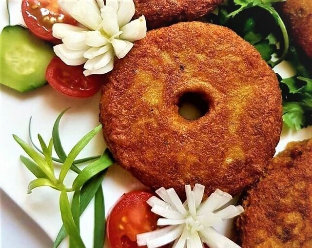 طرز تهیه یکی از خوشمزهترین غذاهای استان گیلان طرز تهیه یکی از خوشمزهترین غذاهای استان گیلان
