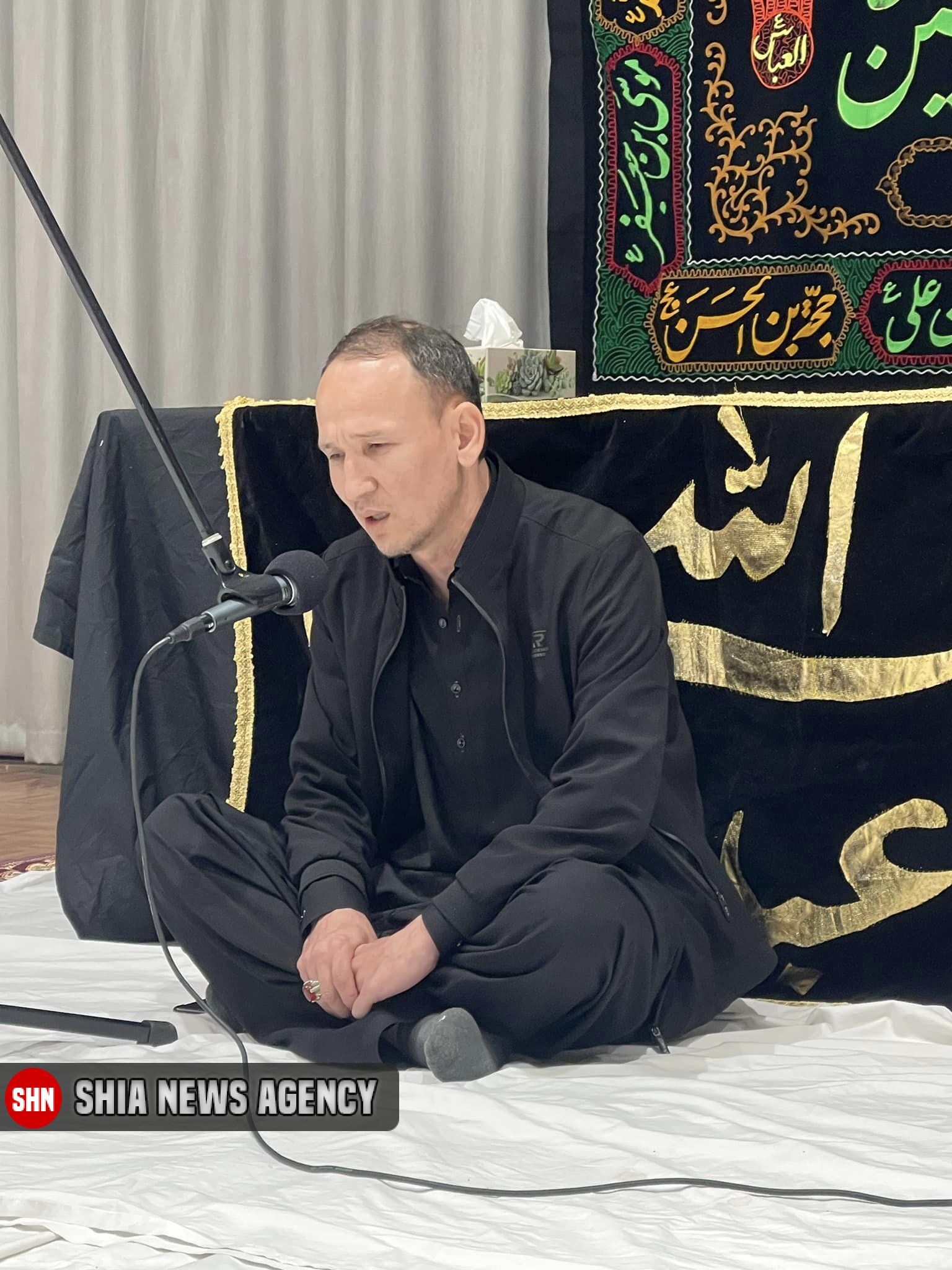 عزاداری اربعین در مرکز پنج تن در شهر سیدنی استرالیا عزاداری اربعین در مرکز پنج تن در شهر سیدنی استرالیا