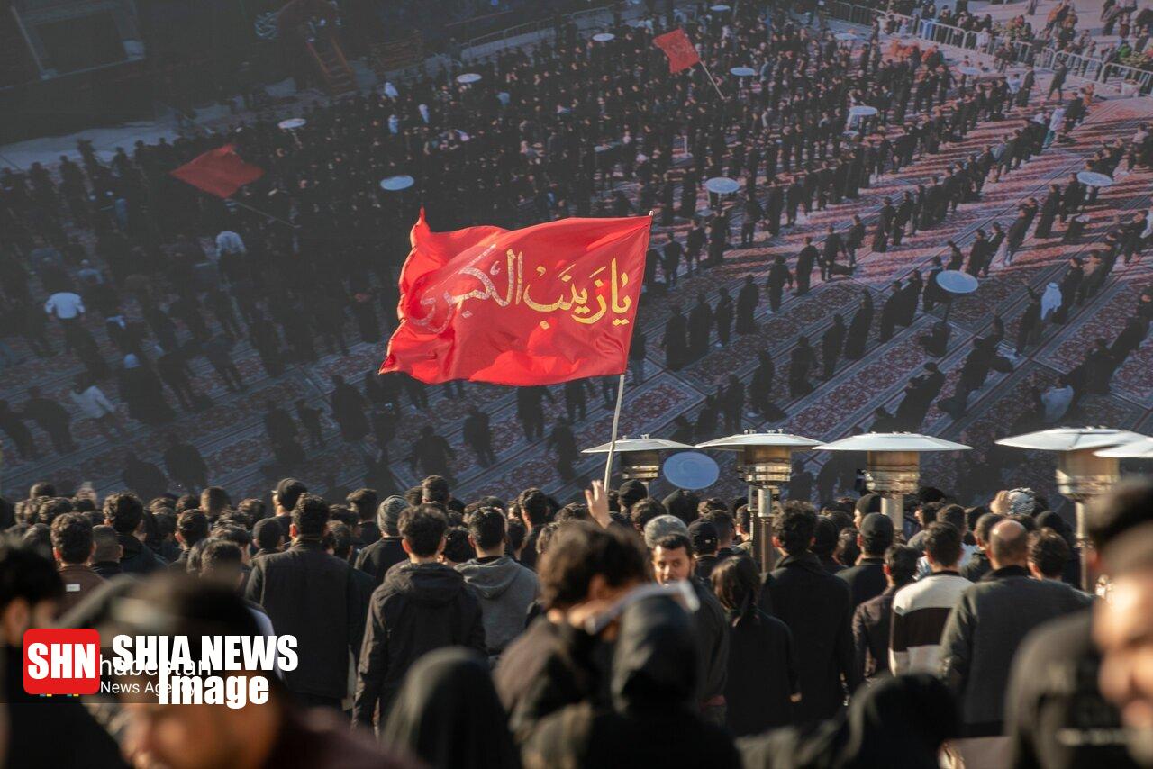 عزاداری زائران در کربلا در سالروز ارتحال حضرت زینب(س)