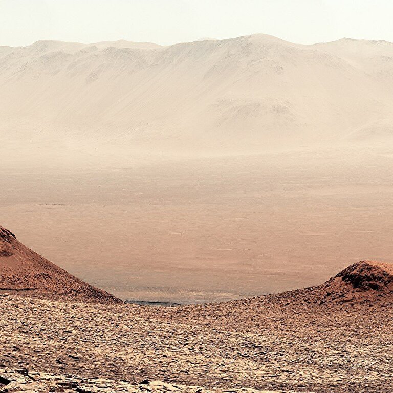 تصاویر زنده و شگفت انگیز ناسا از سیاره مریخ