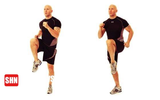 ۵ تمرین ایستاده صبحگاهی برای صاف شدن شکم