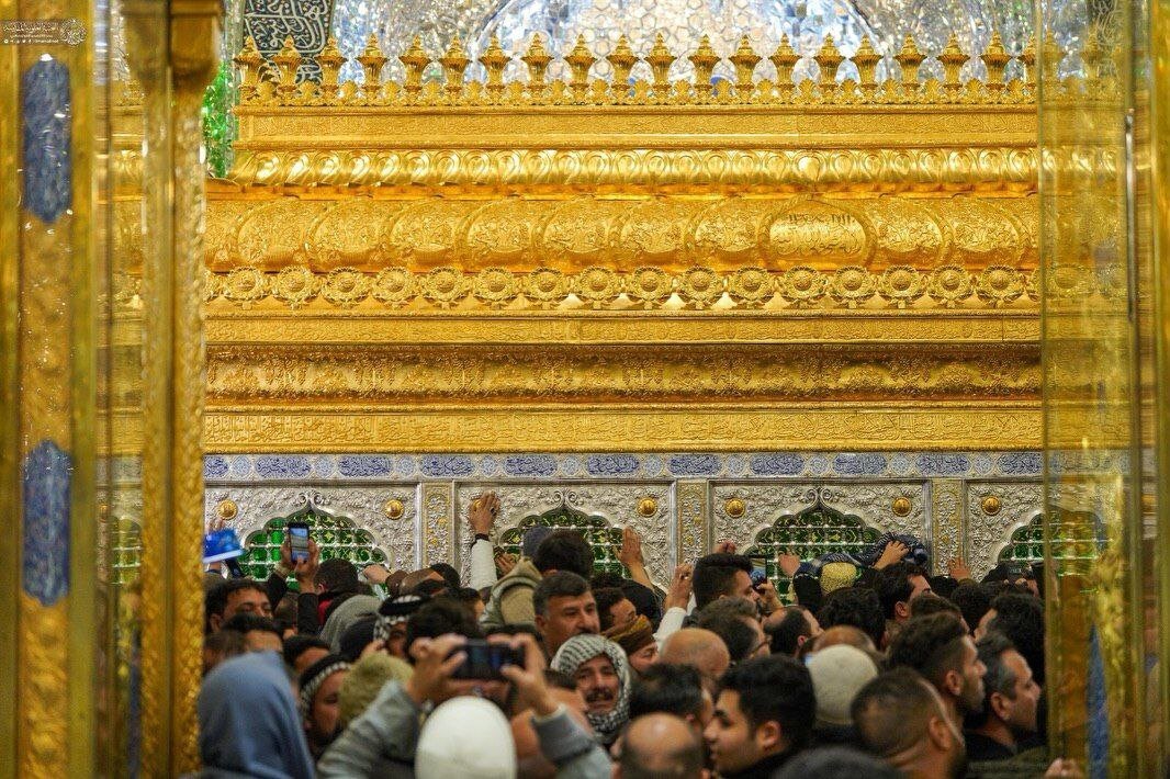 تصاویری از تاج طلایی جدید ضریح امیرالمومنین(ع)