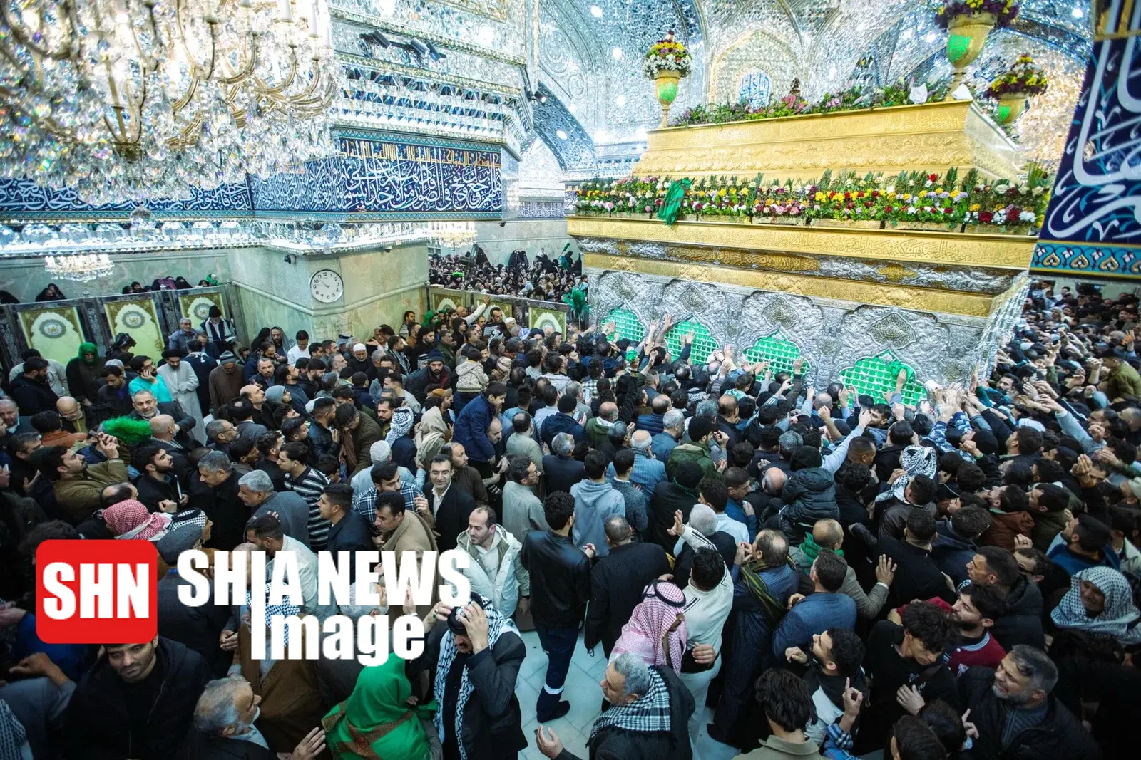 حال و هوای حرم امام حسین (ع) در نیمه شعبان