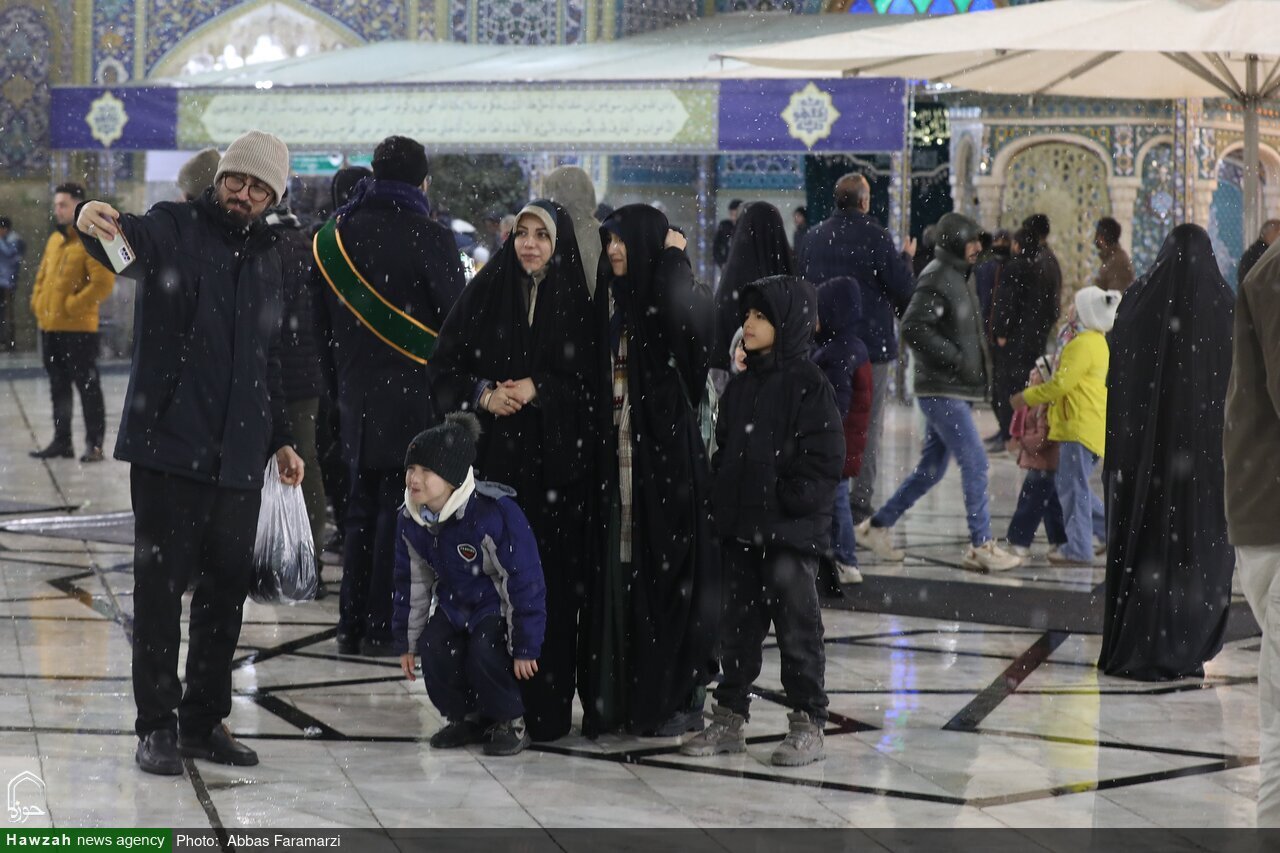 هوای برفی قم در شب میلاد حضرت عباس (ع)