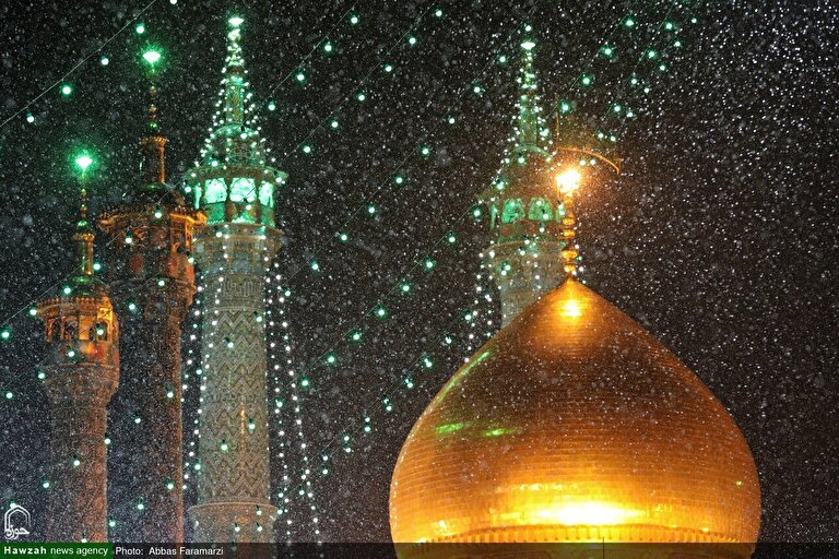 هوای برفی قم در شب میلاد حضرت عباس (ع)