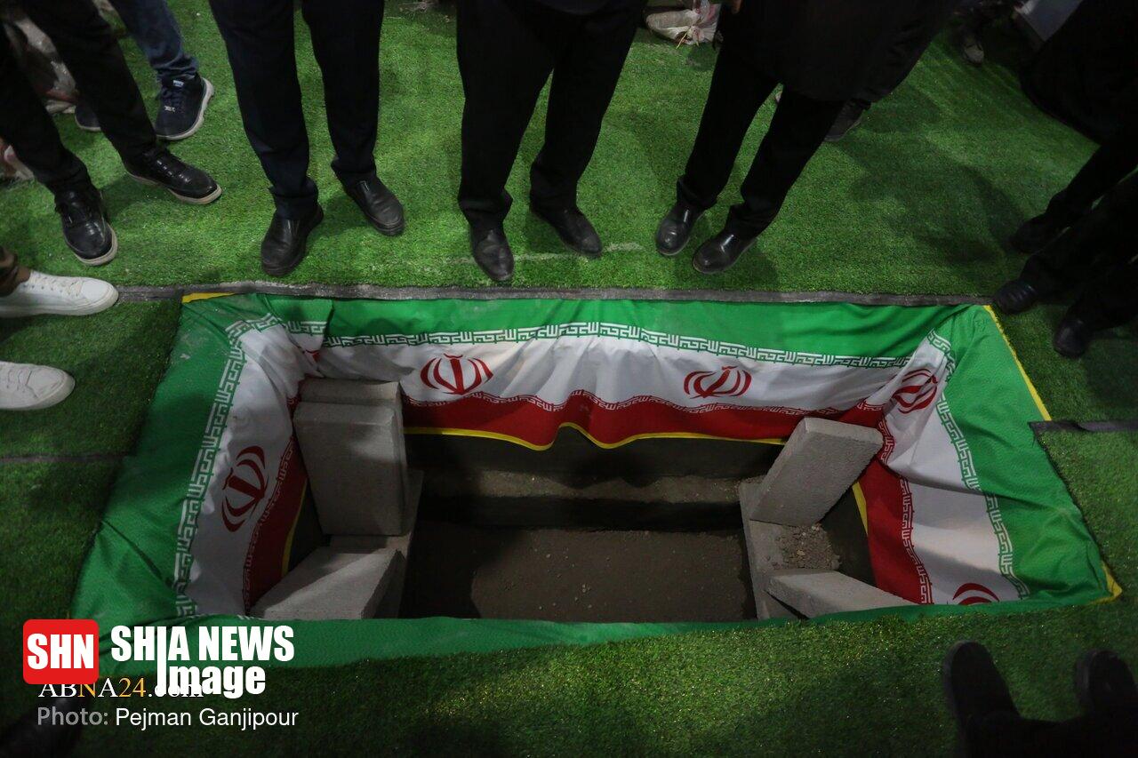 تصاویر | مراسم تشییع و خاکسپاری پیکر استاد محمود فرشچیان