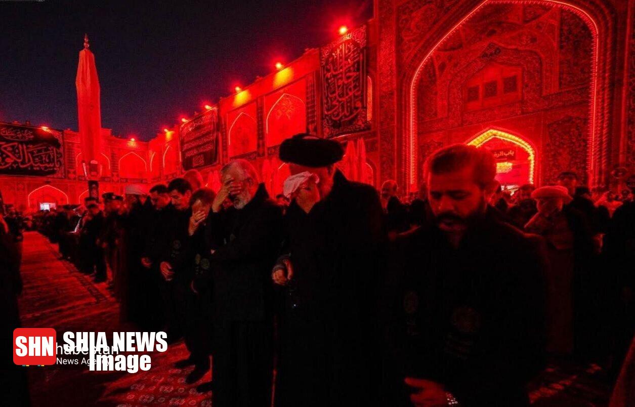 برافراشته شدن پرچم عزا در حرم امیرالمومنین(ع)