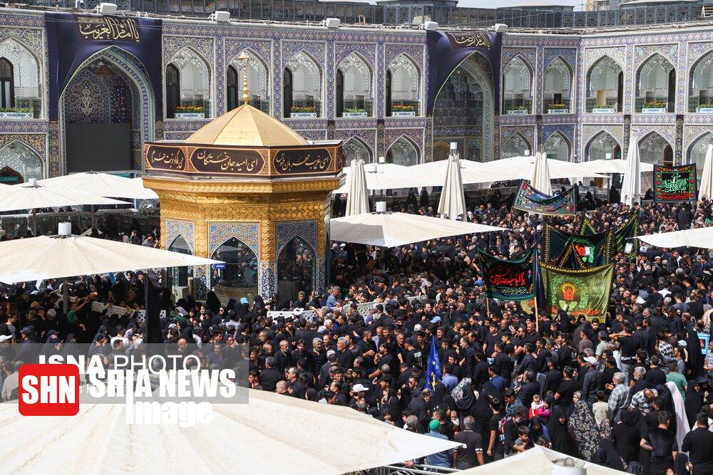 عزاداری شهادت امام رضا (ع) در حرم مطهر رضوی عزاداری شهادت امام رضا (ع) در حرم مطهر رضوی
