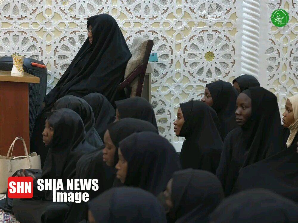 دیدار جمعی از طلاب آفریقایی با شیخ ابراهیم زکزاکی