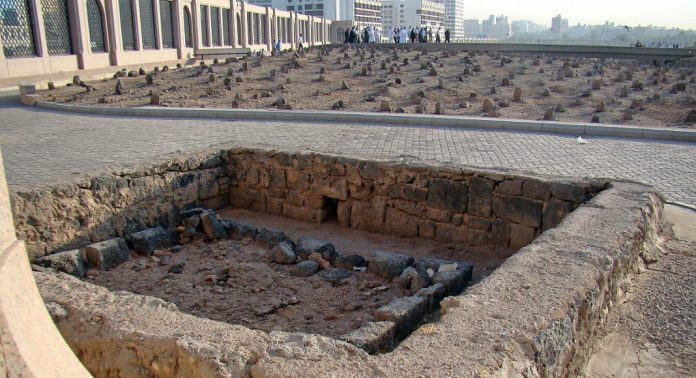 تصاویری از مرقد مطهر حضرت ام البنین (س) در بقیع