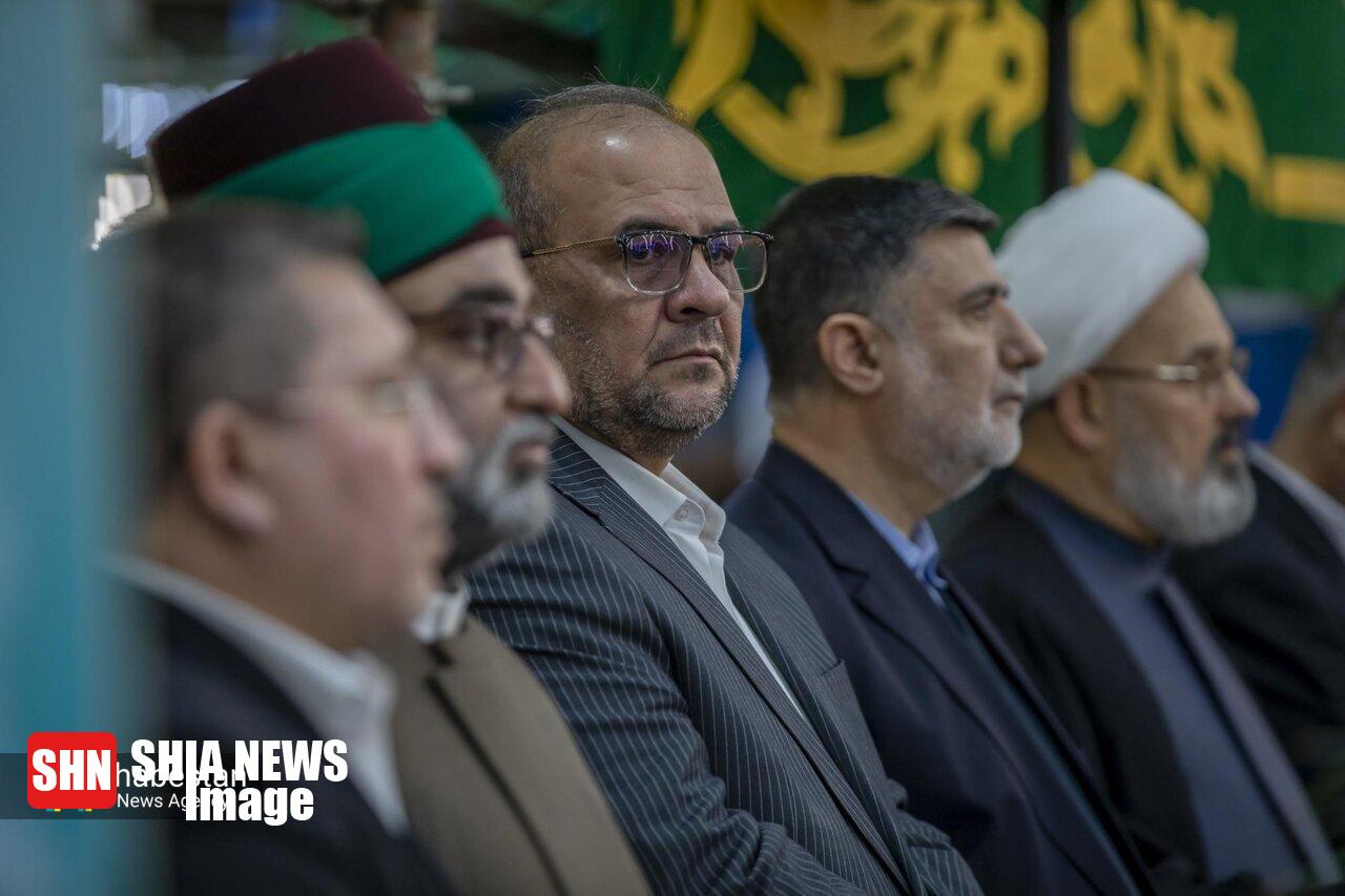 فارغ التحصیلی پنج هزار دانشجو در حرم حضرت عباس (ع) فارغ التحصیلی پنج هزار دانشجو در حرم حضرت عباس (ع)